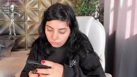  Emily  online show from 26, 10, 2025