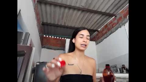 Snapshot of emilydauz chatting on 19, 9, 2025 Camila online show from 19, 9, 2025