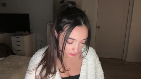 emilyfawn online show from 9, 11, 2025