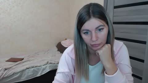 emilyfork online show from 15, 9, 2025