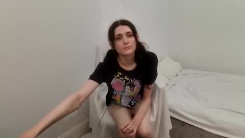 Snapshot of emilyfox5 chatting on 2, 12, 2025 emilyfox5 online show from 2, 12, 2025