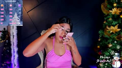 Snapshot of emilyh_ chatting on 28, 12, 2024 Emily online show from 28, 12, 2024