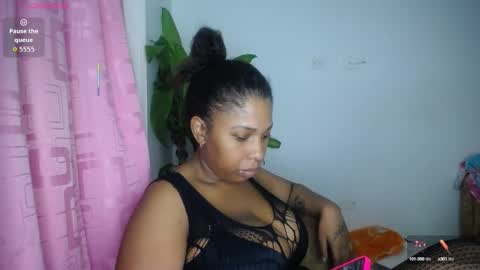 Snapshot of emilyhines__ chatting on 8, 9, 2025 Emilyhines online show from 8, 9, 2025