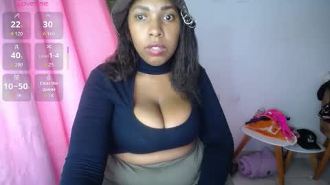 Snapshot of emilyhines__ chatting on 16, 9, 2025 Emilyhines online show from 16, 9, 2025