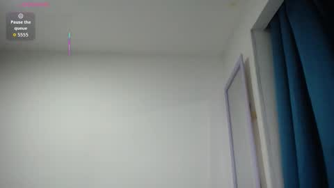 Snapshot of emilyhines__ chatting on 11, 1, 2026 Emilyhines online show from 11, 1, 2026