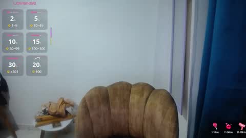 Snapshot of emilyhines__ chatting on 16, 1, 2026 Emilyhines online show from 16, 1, 2026