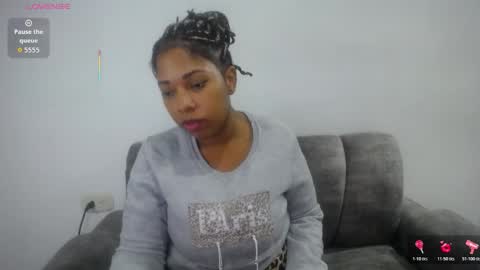 Snapshot of emilyhines__ chatting on 3, 2, 2026 Emilyhines online show from 3, 2, 2026