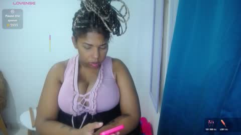 Snapshot of emilyhines__ chatting on 16, 2, 2026 Emilyhines online show from 16, 2, 2026