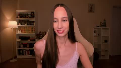Snapshot of emilyhoston chatting on 25, 6, 2026 Alina online show from 25, 6, 2026