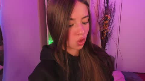 VALEEEN online show from 19, 12, 2024