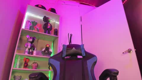 VALEEEN online show from 25, 1, 2025