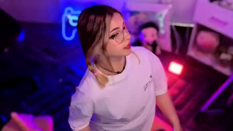 VALEEEN online show from 21, 7, 2026