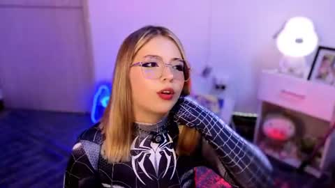 VALEEEN online show from 3, 8, 2026