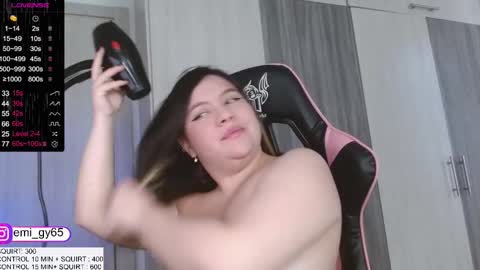 Snapshot of emilyn_grey chatting on 2, 10, 2025 Emilyn online show from 2, 10, 2025