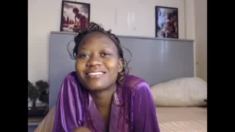 Emilly online show from 16, 2, 2025