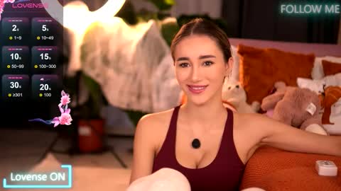 Snapshot of emilyraymont chatting on 30, 10, 2025 Emily online show from 30, 10, 2025