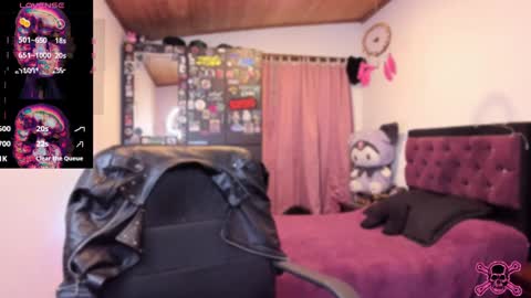 Snapshot of emilyrymer chatting on 20, 12, 2024 Emily Support me to have 100 likes plx online show from 20, 12, 2024