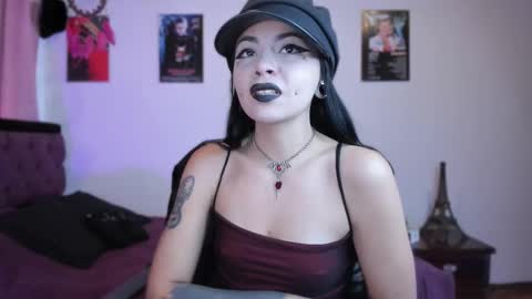 Snapshot of emilyrymer chatting on 8, 3, 2025 Emily Support me to have 100 likes plx online show from 8, 3, 2025