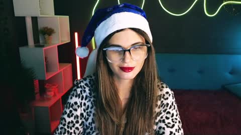 Snapshot of emilytucker chatting on 6, 12, 2024 Emily online show from 6, 12, 2024