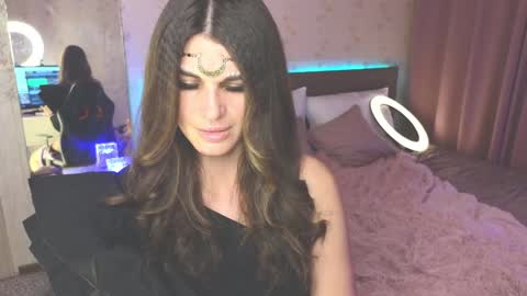 Snapshot of emilytucker chatting on 16, 12, 2024 Emily online show from 16, 12, 2024