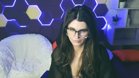 Snapshot of emilytucker chatting on 15, 1, 2025 Emily online show from 15, 1, 2025