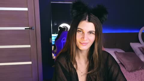 Snapshot of emilytucker chatting on 19, 1, 2025 Emily online show from 19, 1, 2025