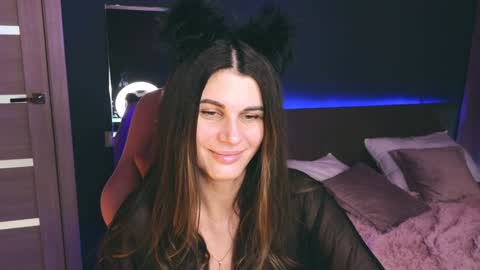 Snapshot of emilytucker chatting on 19, 1, 2025 Emily online show from 19, 1, 2025