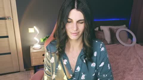 Snapshot of emilytucker chatting on 26, 1, 2025 Emily online show from 26, 1, 2025