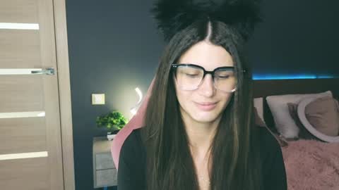 Snapshot of emilytucker chatting on 8, 2, 2025 Emily online show from 8, 2, 2025