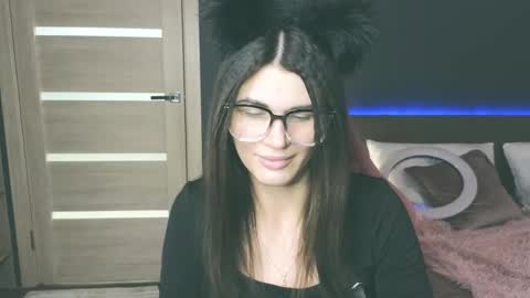 Snapshot of emilytucker chatting on 9, 2, 2025 Emily online show from 9, 2, 2025