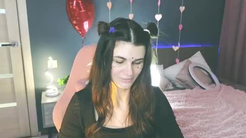 Snapshot of emilytucker chatting on 19, 2, 2025 Emily online show from 19, 2, 2025
