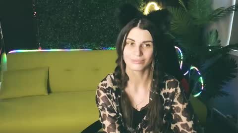 Snapshot of emilytucker chatting on 2, 3, 2025 Emily online show from 2, 3, 2025