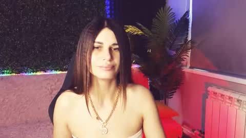 Snapshot of emilytucker chatting on 15, 10, 2025 Emily online show from 15, 10, 2025