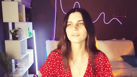 Snapshot of emilytucker chatting on 18, 10, 2025 Emily online show from 18, 10, 2025
