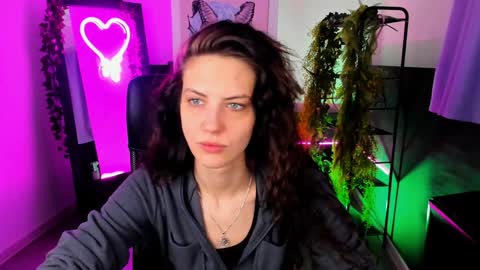 Emily online show from 29, 1, 2025