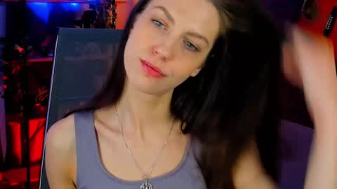 Emily online show from 28, 2, 2025