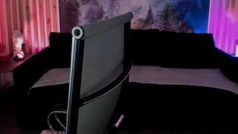 Emily online show from 13, 9, 2025