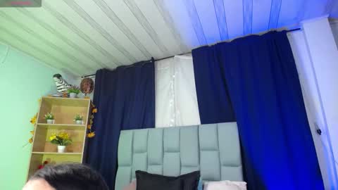 Snapshot of emilyy05_ chatting on 21, 12, 2025 Emily online show from 21, 12, 2025