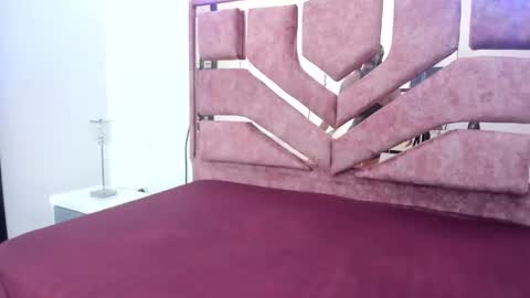 Snapshot of emilyy_cooperr chatting on 18, 2, 2025 emilyy_cooperr online show from 18, 2, 2025