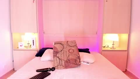 Snapshot of emilyystuart chatting on 22, 2, 2025 Emily online show from 22, 2, 2025