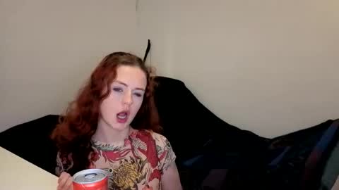 Snapshot of emliyjamesmjb chatting on 17, 12, 2025 emliyjamesmjb online show from 17, 12, 2025