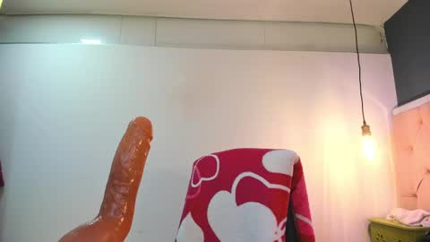 Snapshot of emma__love_ chatting on 27, 2, 2025 Emma online show from 27, 2, 2025