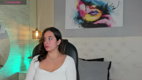 Snapshot of emma__smith01 chatting on 2, 3, 2025 Emma online show from 2, 3, 2025