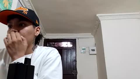 emma_and_thom online show from 16, 2, 2026