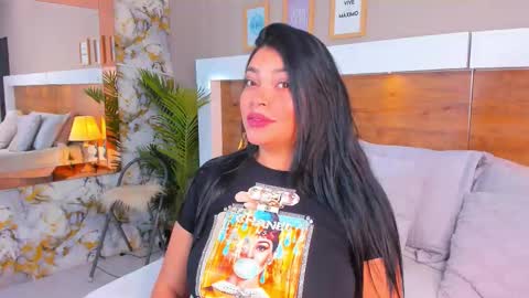 Emma  online show from 22, 12, 2025