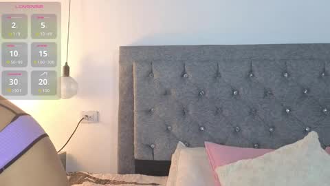 Snapshot of emma_blake__ chatting on 10, 10, 2025 Emma online show from 10, 10, 2025