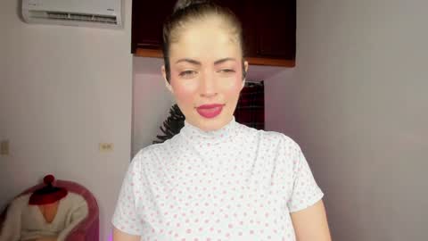 Emma online show from 17, 12, 2024