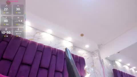 Snapshot of emma_carterr1 chatting on 3, 3, 2026 pau online show from 3, 3, 2026