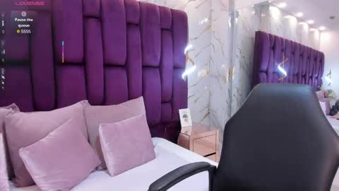 Snapshot of emma_carterr1 chatting on 22, 3, 2026 pau online show from 22, 3, 2026