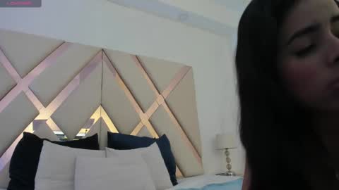 Emma Castillo online show from 23, 2, 2025